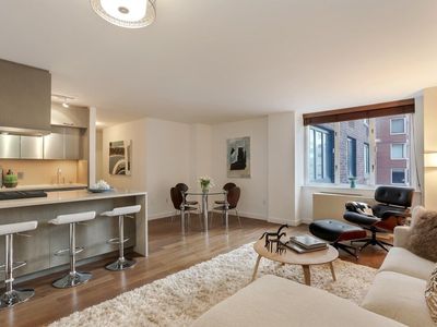 225 Rector Pl APT 8T, New York, NY, 10280