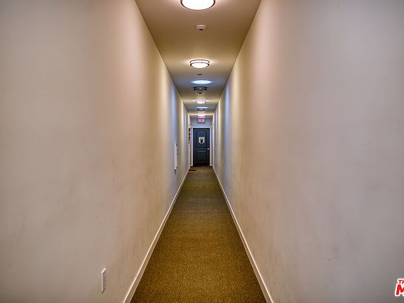 5th image of 14846 Friar St