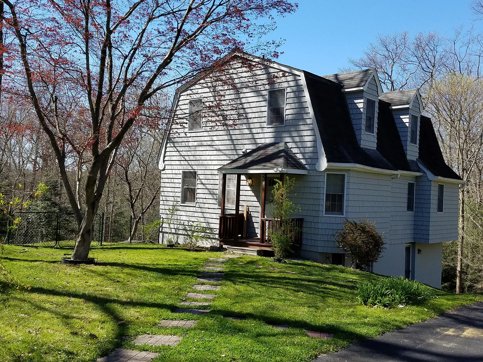 559 High Bank Rd photo 1