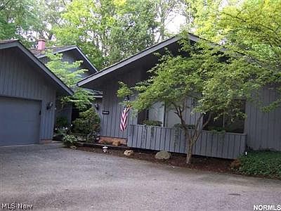 1st image of 52031 Russet Woods Ln