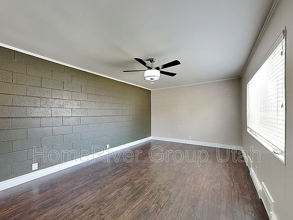 5th image of 250 E Louise Ave