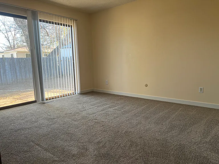 326 25th Avenue Ct #B — Photo 13