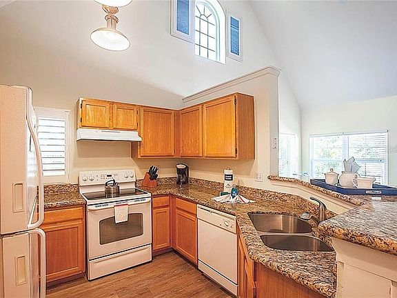 5th image of 5002 Mangrove Aly APT 202