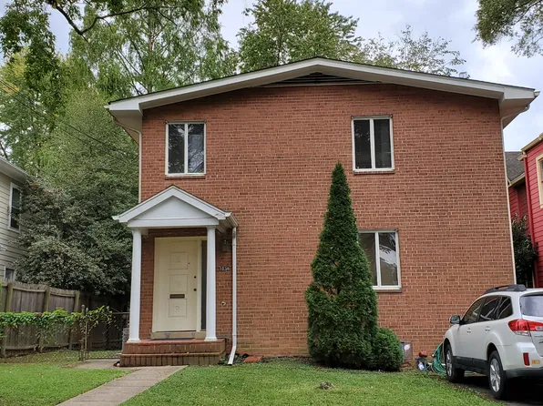 1034 17th St S, Arlington, VA