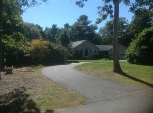 1 Glenwood Cir, Wareham, MA 02571