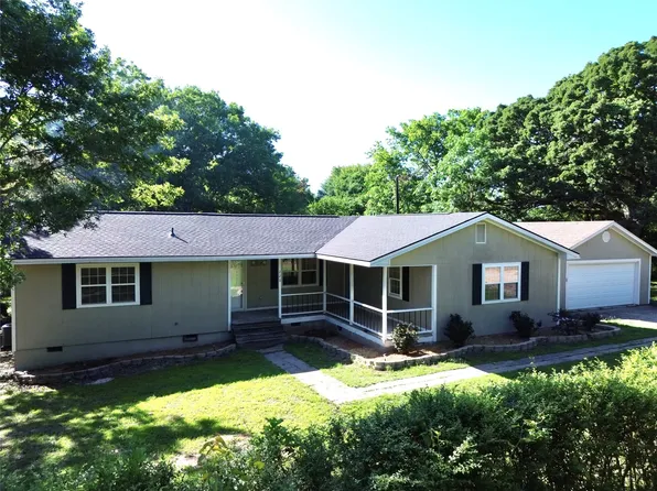 220 Seabreeze Dr, Gun Barrel City, TX 75156