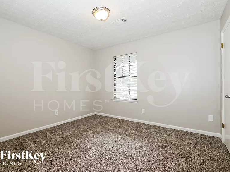 8531 Kendrick Rd — Photo 12