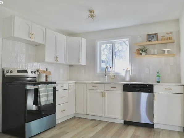 357 19th Ave, Longview, WA 98632