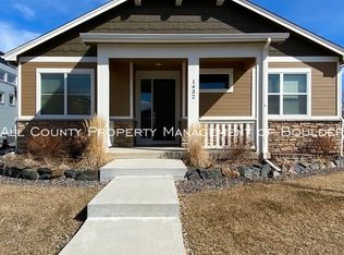 1432 Moonlight Dr, Longmont, CO 80504