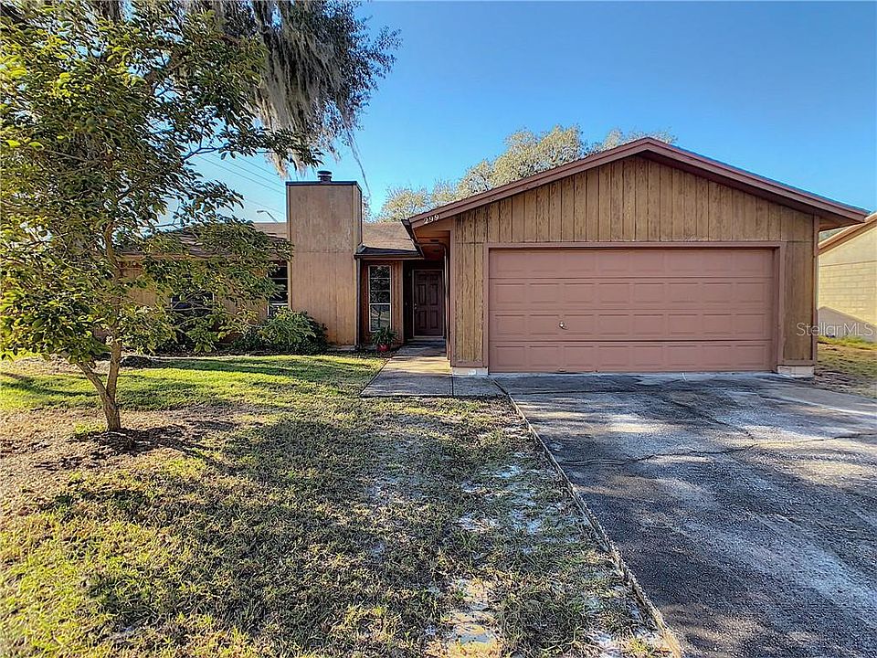 1st image of 299 Live Oak Ln