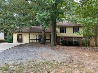 1962 Woodlot Trl, Lithonia, GA 30058