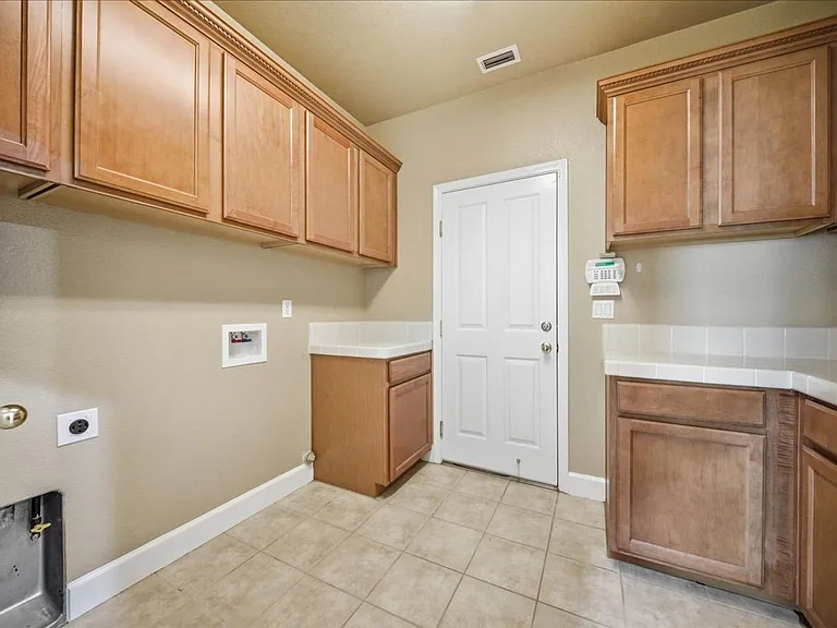 4319 Cadee Ct — Photo 20