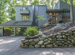 192 Riverview Ct, Ann Arbor, MI 48104