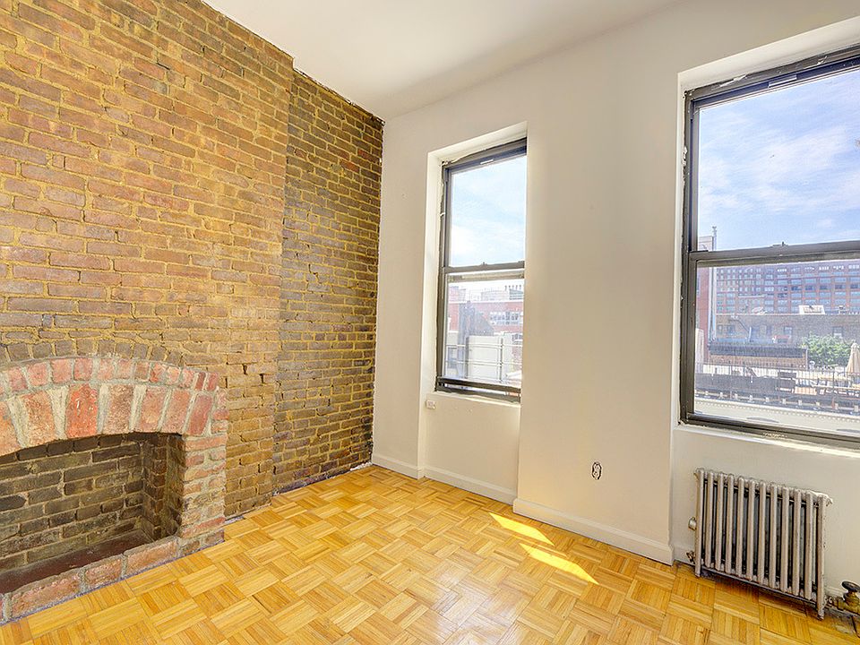 1st image of 315 W 20th St #2D