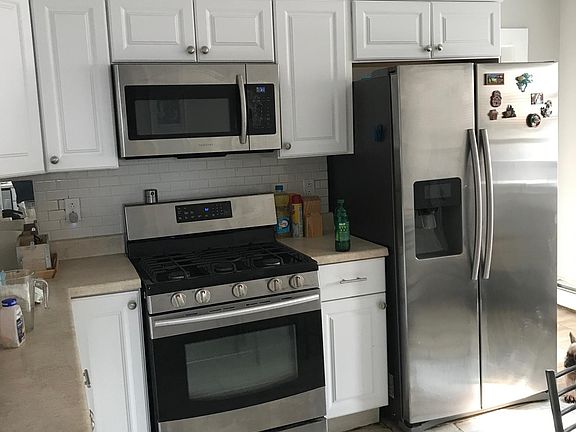 4th image of 28 Dearborn Ave #2