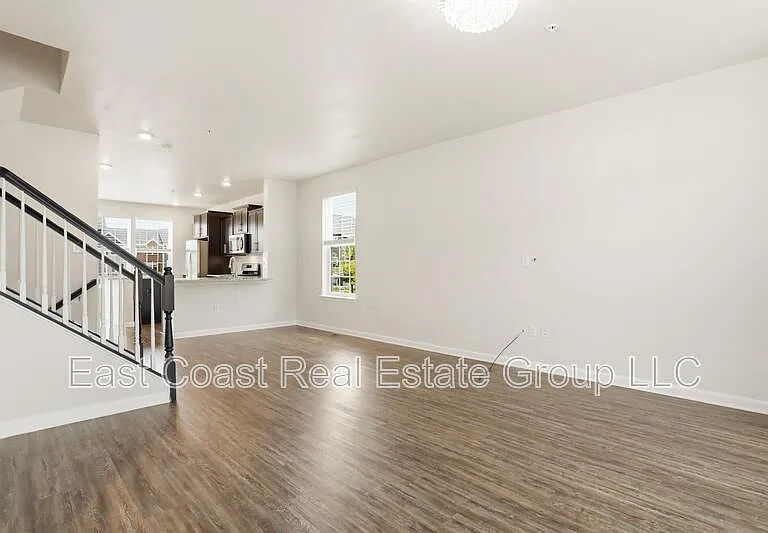 5123 Ironsides Dr — Photo 14