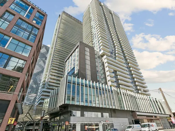 20 Richardson St #1006, Toronto, ON M5A 0S6
