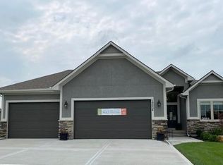 18814 Weaver St, Spring Hill, KS 66083