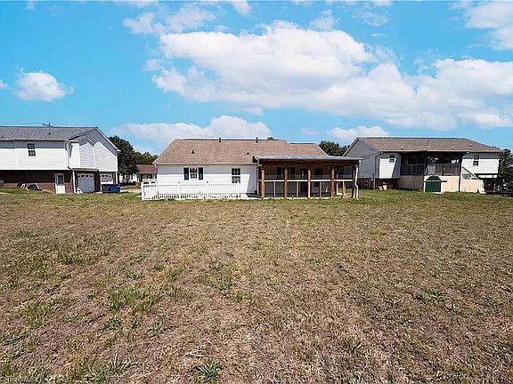 2nd image of 4532 Lasley Dr