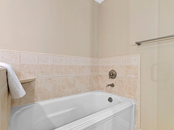 2nd image of 5502 Corte Sonora