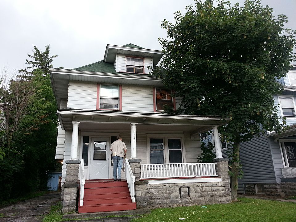 1st image of 117 Winspear Ave