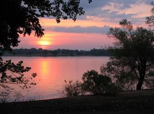 109 Quail Run Rd, Grove, OK 74344