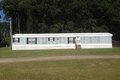 160 Saterfield Rd on a corner lot with few neighbors