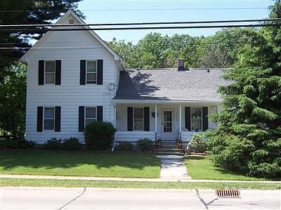 2nd image of 360 Elyria Ave