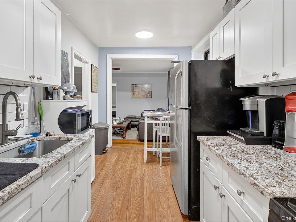 1st image of 475 Bronx River Road #2D