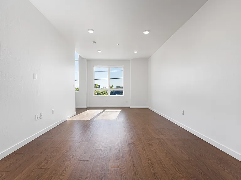 17th Place Townhomes — Photo 15