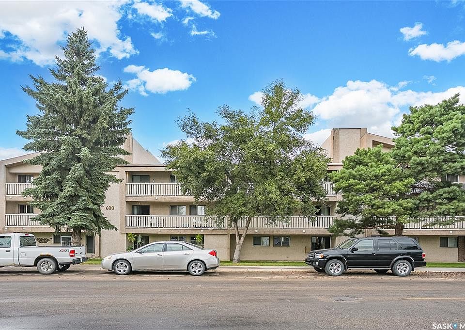 1st image of UNIT 614-310 Stillwater DRIVE