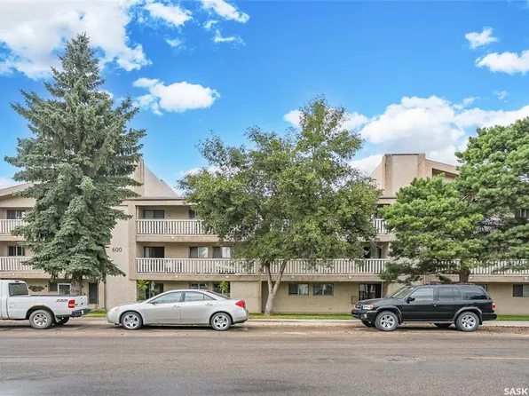 UNIT 614-310 Stillwater DRIVE, Saskatoon, SK S7J 4H7