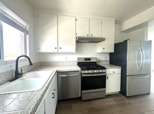 Available Now Recently Renovated 2 Bed 1 Bath Upstairs Apartment In Palm Springs!, Palm Springs, CA 92262