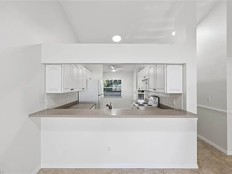 138 Pebble Shores Dr #201 — Photo 9