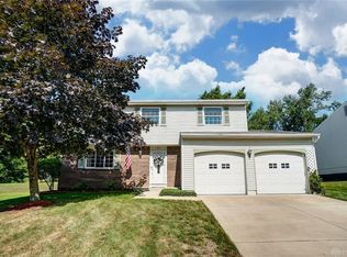 3061 Dorf Dr, Dayton, OH 45439