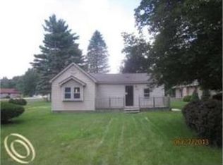 14638 Elwell Rd, Belleville, MI 48111