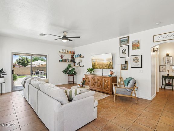 5th image of 14461 S Camino Rio Abajo
