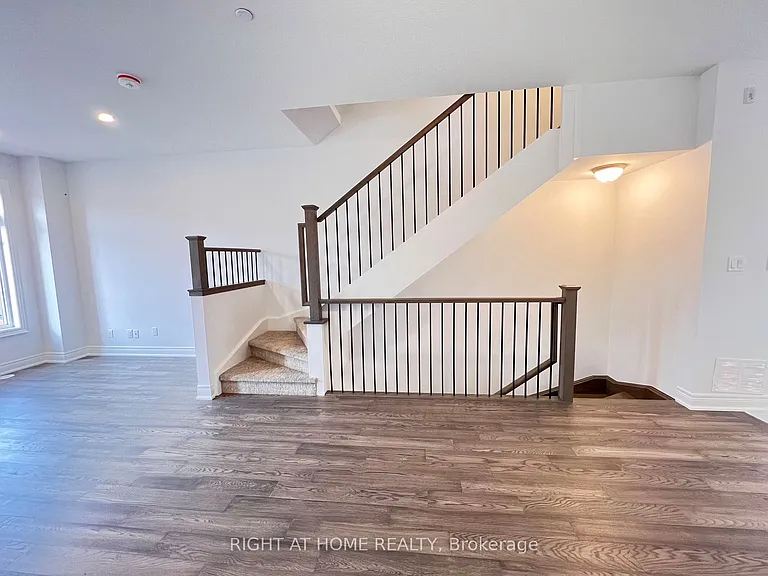 2123 Lillykin St #6 — Photo 7