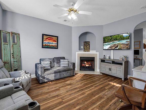 2nd image of 6103 Dane Dr