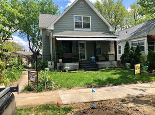 882 Oakland Rd NE, Cedar Rapids, IA 52402