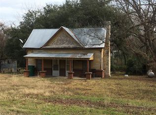 506 S Howard St, Hamilton, TX 76531
