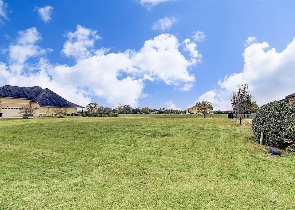 2nd image of 3715 Tierra Amarilla Ln