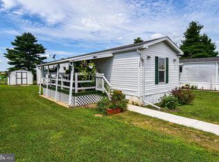 105 Cheryl Dr, Leola, PA 17540