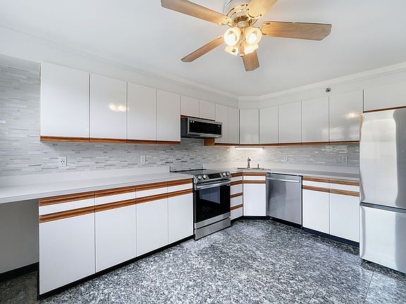 3rd image of 48-04 43rd Ave #3