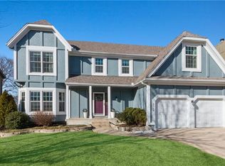9718 W 131st Ter, Overland Park, KS 66213