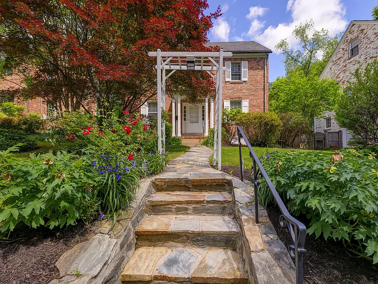 3677 Upton St NW — Photo 5