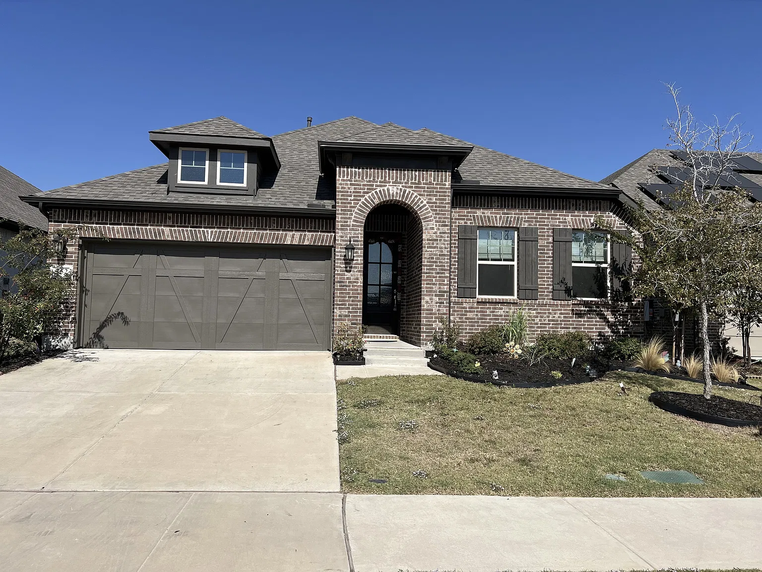 4 bed, 2251 sqft, $2,895 — Photo 2