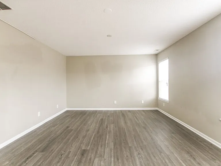 607 Sweet Creek Dr — Photo 7