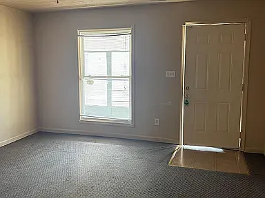 1811 Owen St #2 — Photo 5