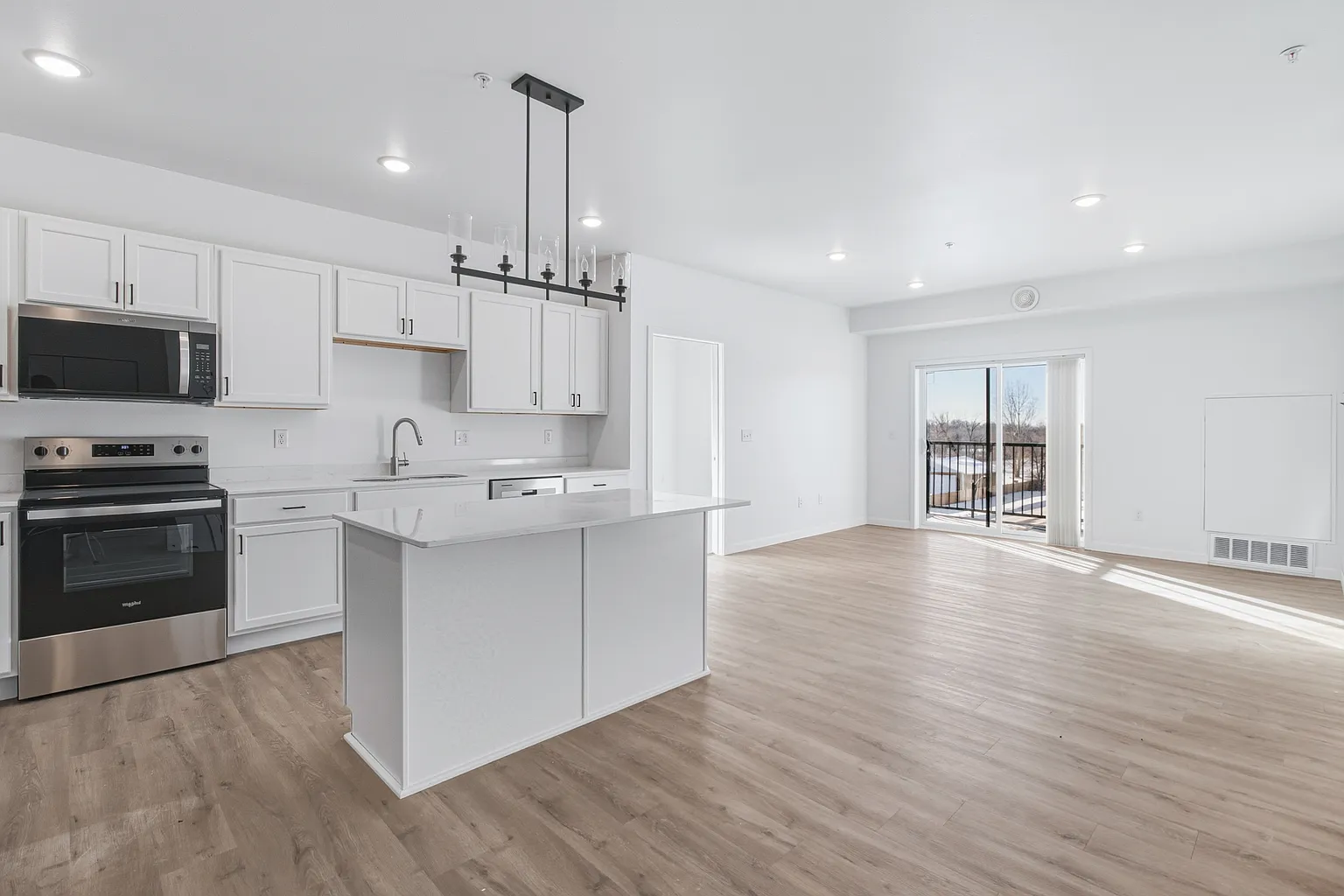 2465 62nd Ave S #11539244 photo 1